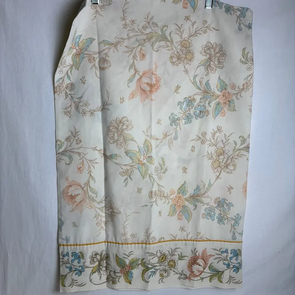 Vintage Floral Pillowcases Pair Standard Set Pastel Chintz Cottagecore Bedding
